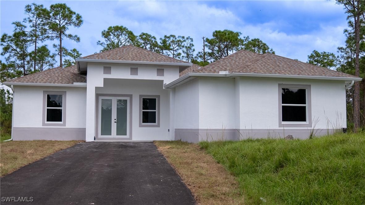 2866 NE 39th Ave., Naples, FL 34120