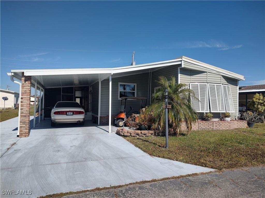 9278 Desoto Dr., North Fort Myers, FL 33903