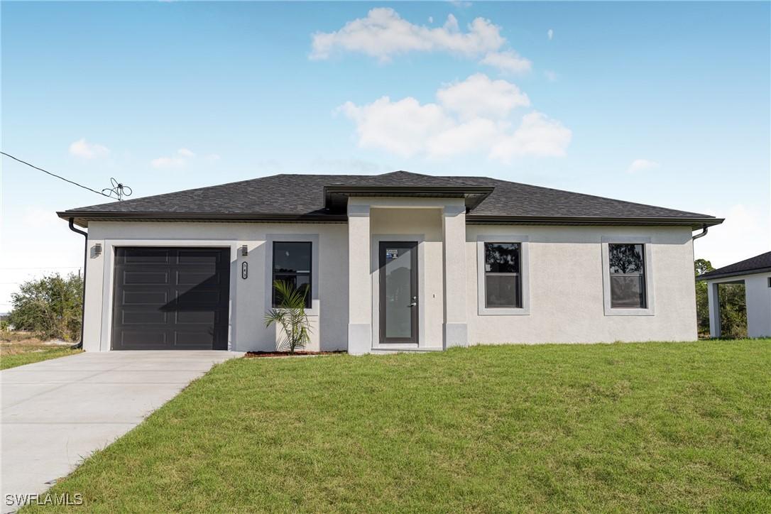 543 Trinity St., Lehigh Acres, FL 33974