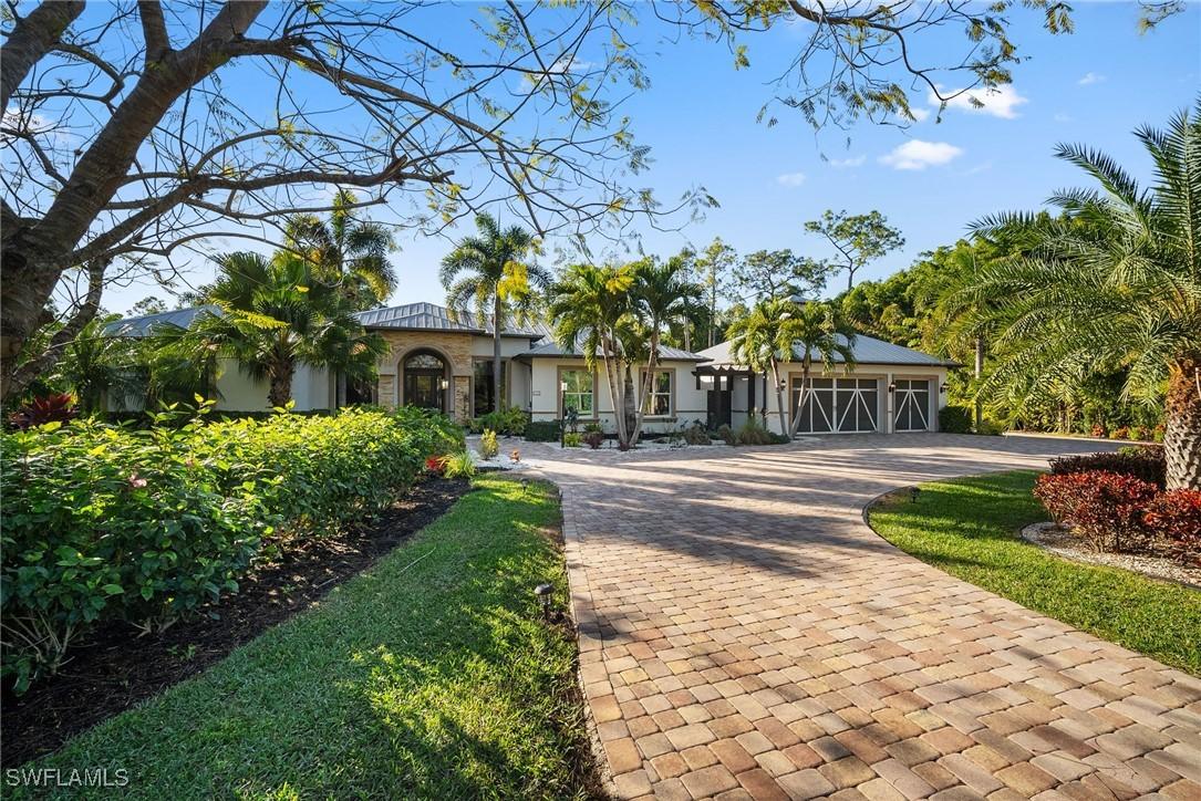 1805 Heritage Tr., Naples, FL 34112
