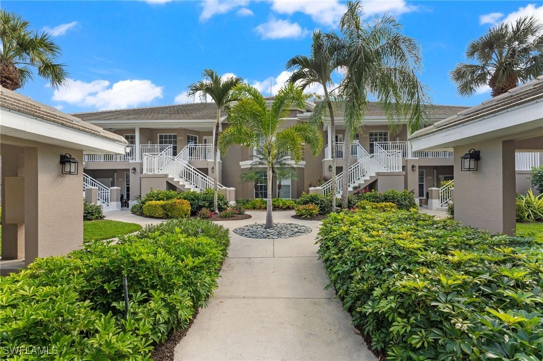 1940 Willow Bend Cir. #201, Naples, FL 34109