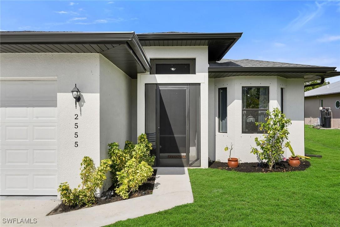 2555 68th Ave., Naples, FL 34120