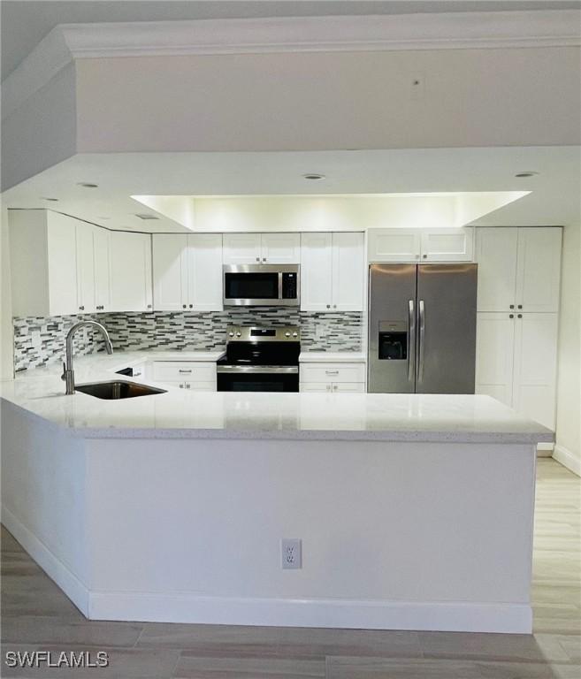 2671 Citrus Lake Dr. #E-102, Naples, FL 34109
