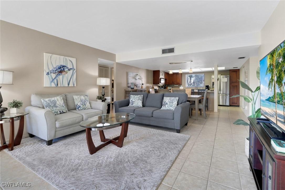 5015 Harbortown Ln. #104, Fort Myers, FL 33919