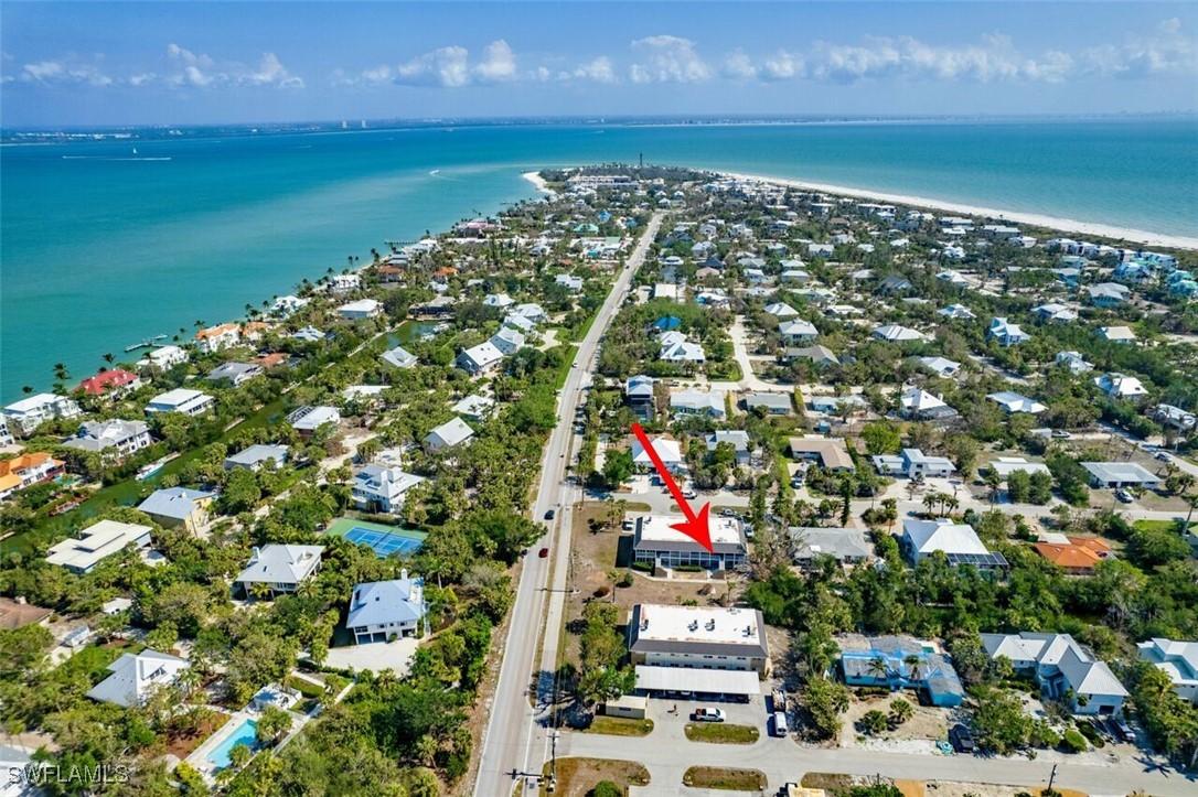561 Periwinkle Way #F7, Sanibel, FL 33957