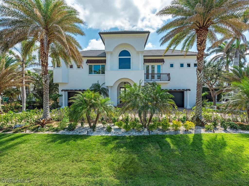 140 Conners Ave., Naples, FL 34108