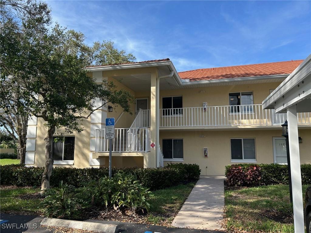 3705 Amberly Cir. #F101, Naples, FL 34112