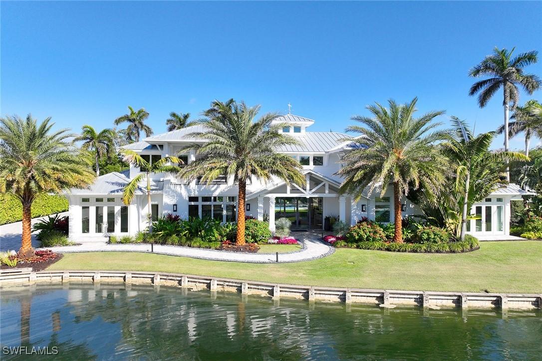 175 Center St., Naples, FL 34108
