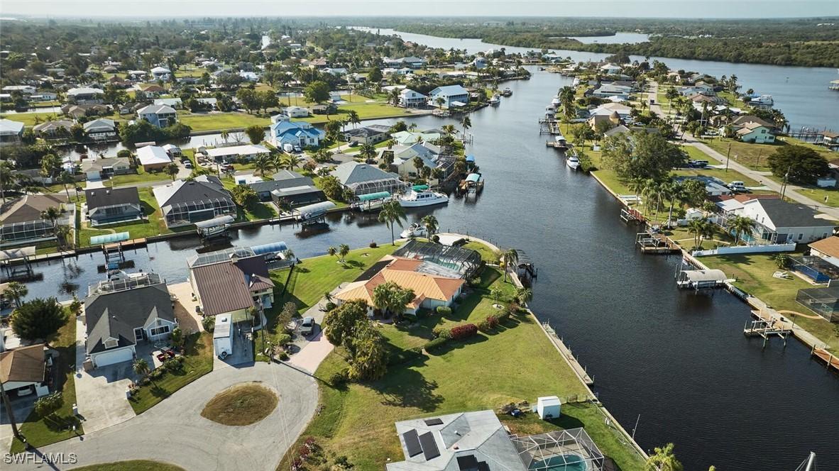 2113 W Tobago Cir., Fort Myers, FL 33905