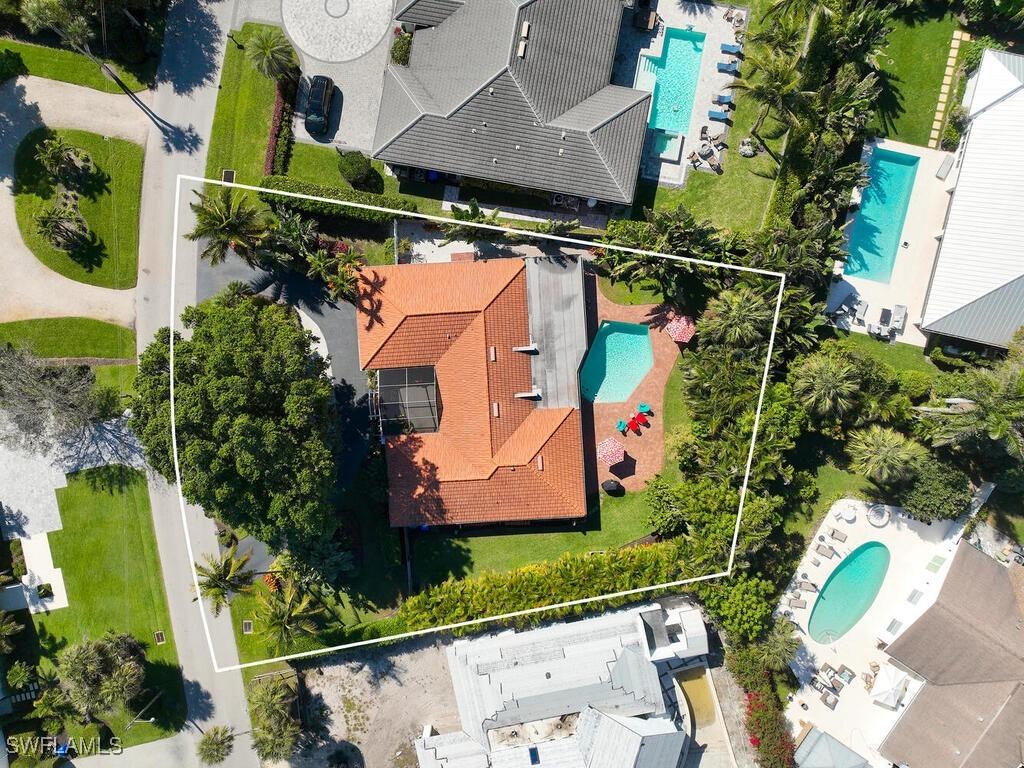 1541 Mandarin Rd., Naples, FL 34102