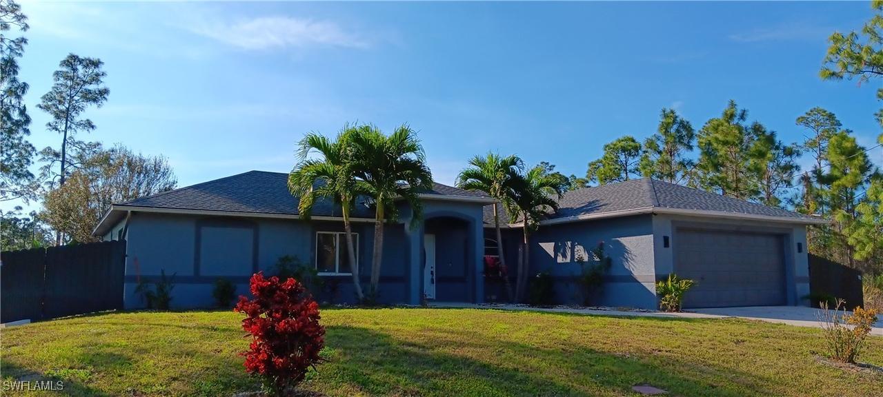 764 Chapman Ave., Lehigh Acres, FL 33974