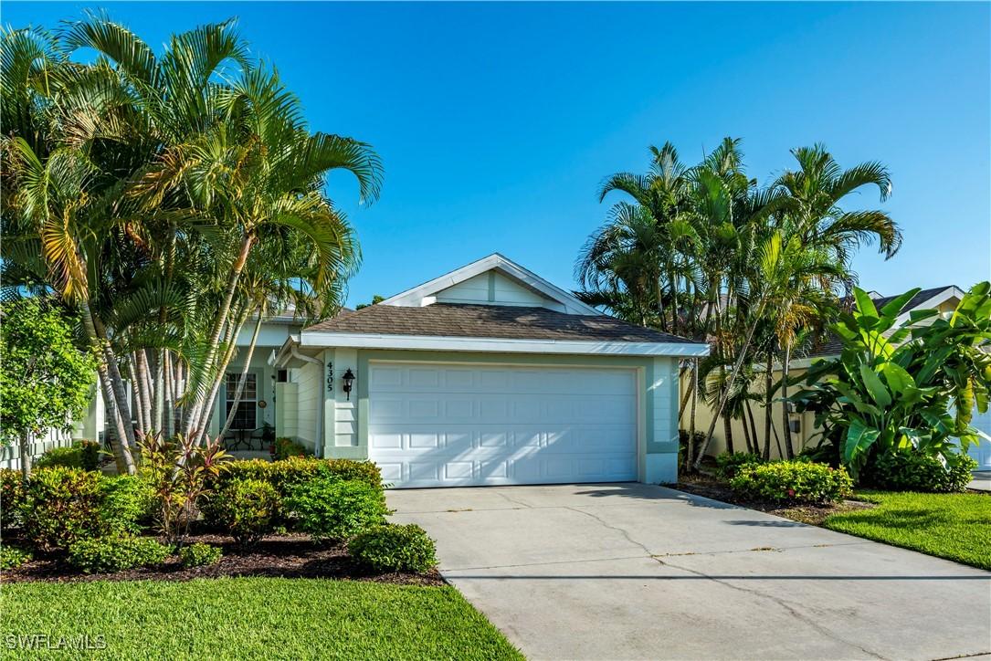 4305 Avian Ave., Fort Myers, FL 33916