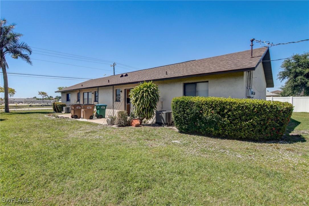 4207-4209 Skyline Blvd., Cape Coral, FL 33914
