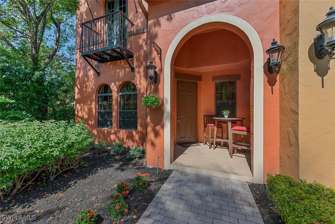 8945 Malibu St. #206, Naples, FL 34113