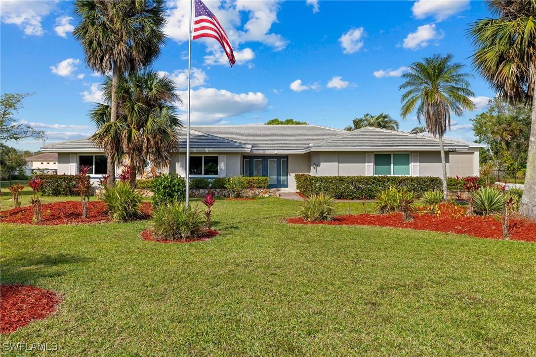 3743 Liberty Sq., Fort Myers, FL 33908