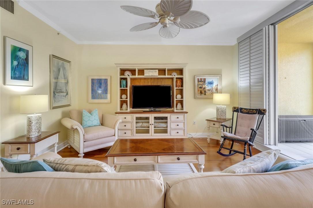 410 Bayfront Pl. #2303, Naples, FL 34102