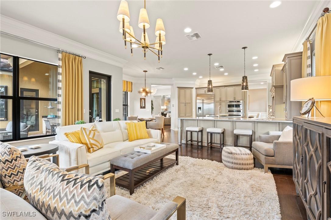 4056 Nova Ln., Naples, FL 34119