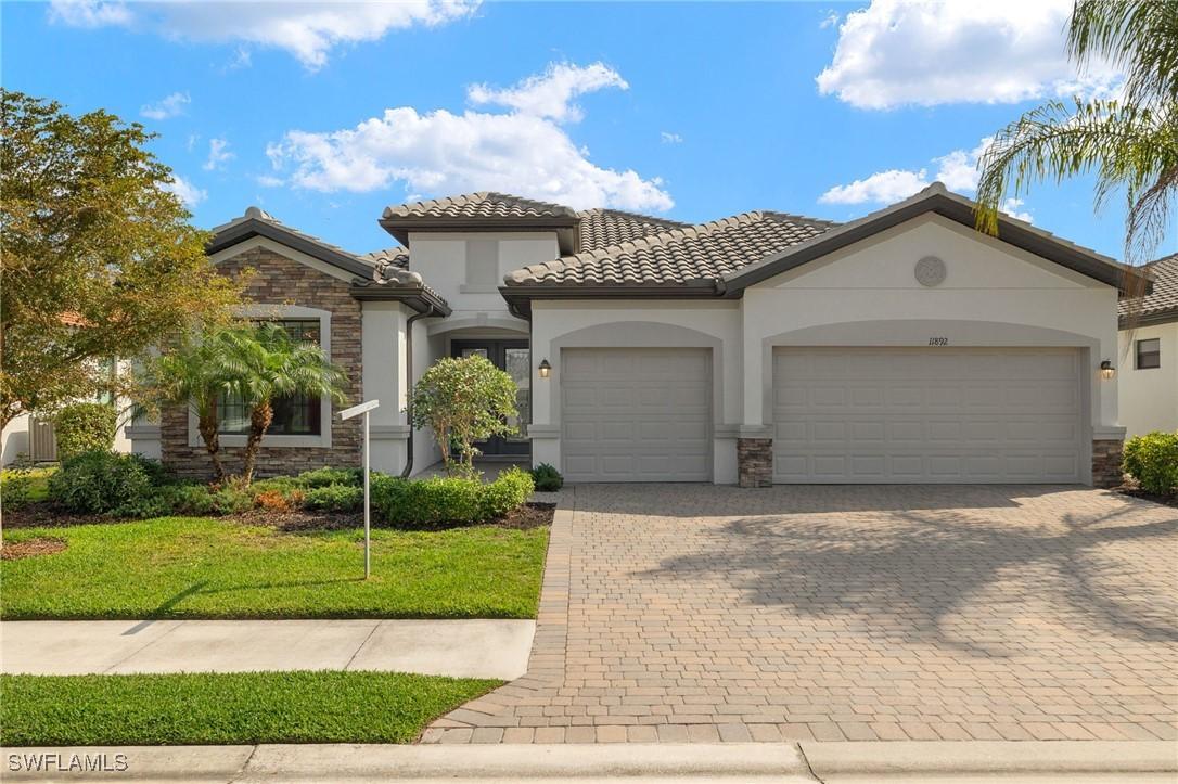 11892 Hickory Estate Cir., Fort Myers, FL 33913