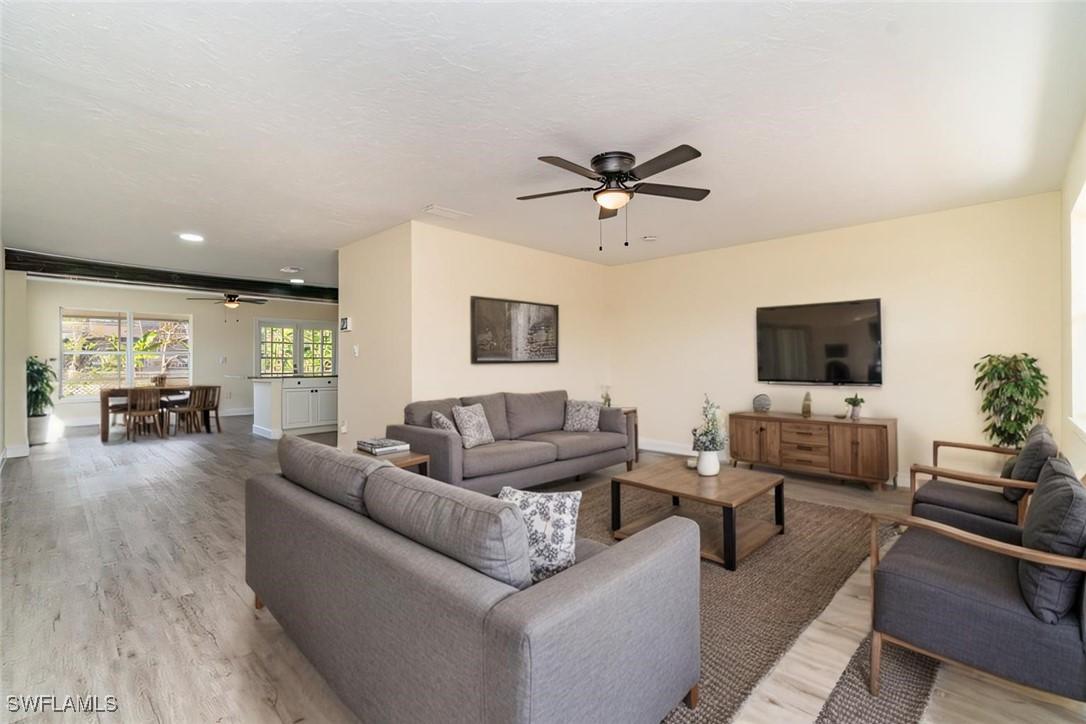 2225 Aldridge Ave., Fort Myers, FL 33907