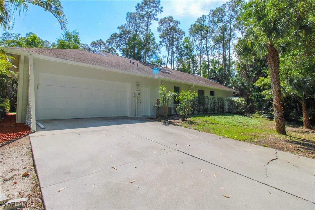 3892 29th Ave., Naples, FL 34117