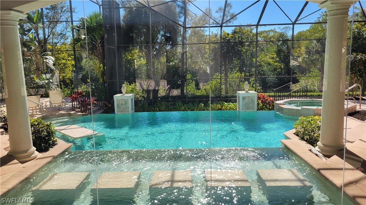 1269 Pocantico Ln., Naples, FL 34110