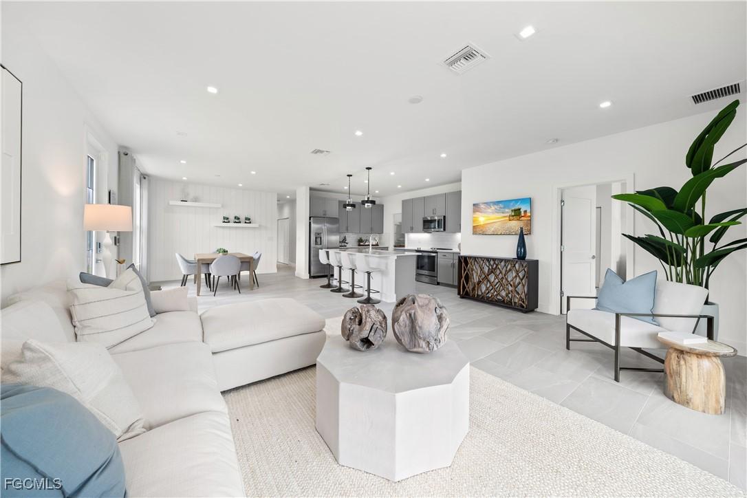 13020 Georges Cay Pl., Fort Myers, FL 33913