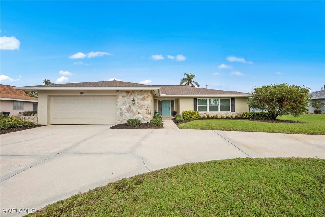 1451 Tanglewood Pkwy., Fort Myers, FL 33919