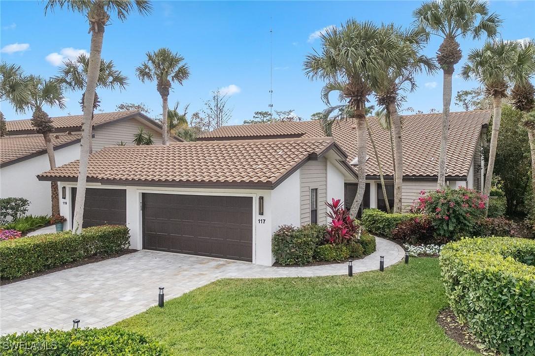 117 Cypress View Dr. #C66, Naples, FL 34113