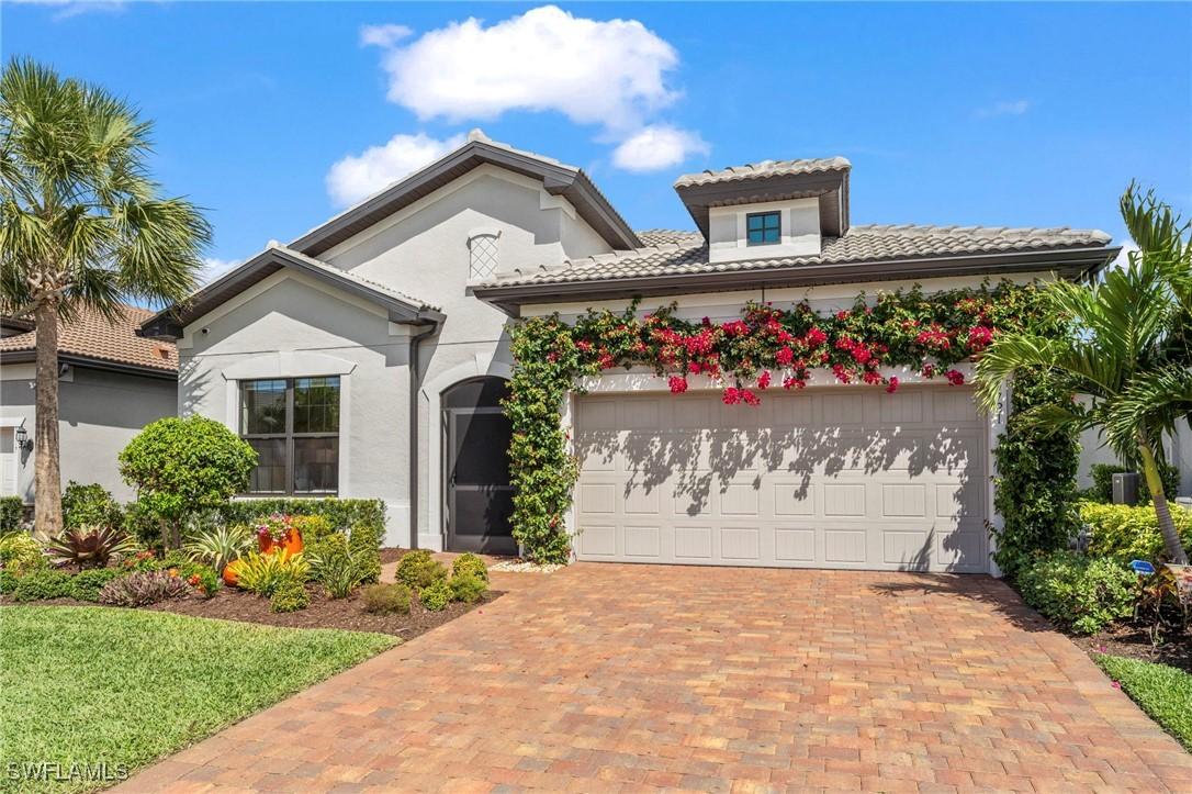 9721 Everglades Dr., Naples, FL 34120