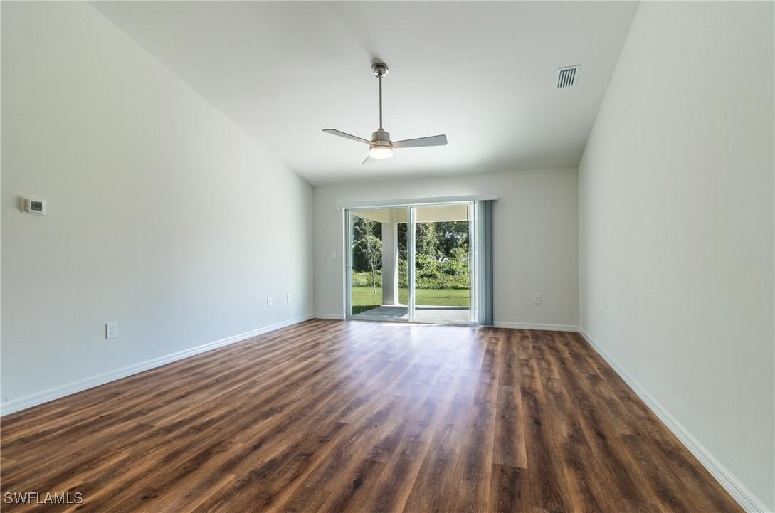 1122 Knotty Pine Ave., North Port, FL 34288