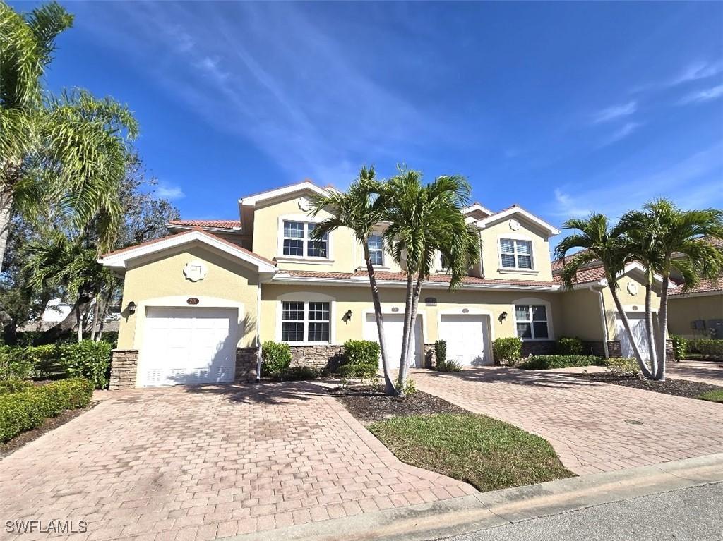 8541 Oakshade Cir. #101, Fort Myers, FL 33919
