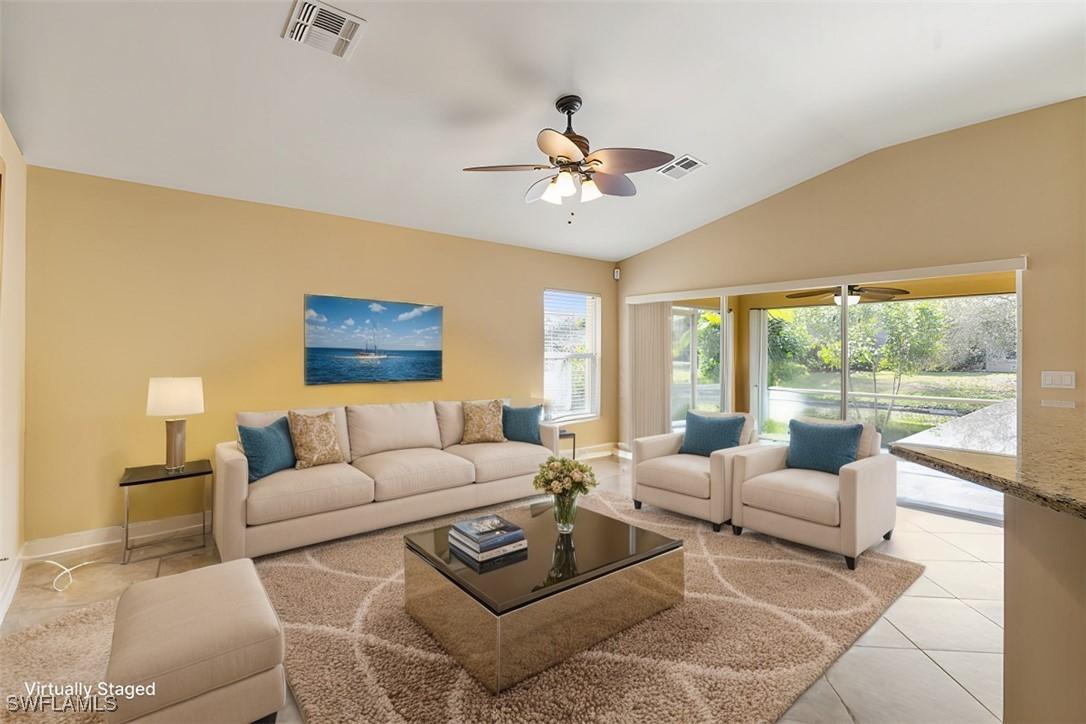 8423 Hollow Brook Cir., Naples, FL 34119