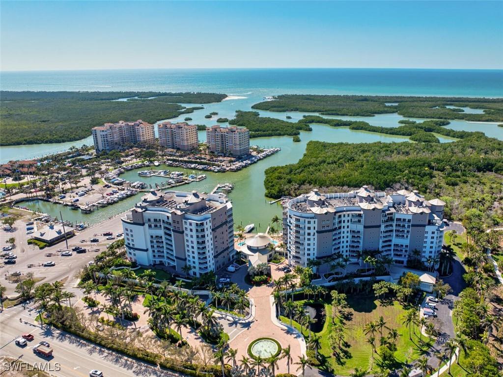 13675 Vanderbilt Dr. #810, Naples, FL 34110