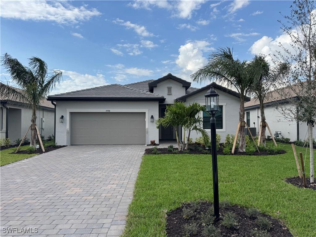 19398 Hinkley Dr., Estero, FL 33928