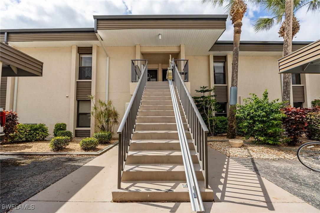 5865 Trailwinds Dr. #621, Fort Myers, FL 33907