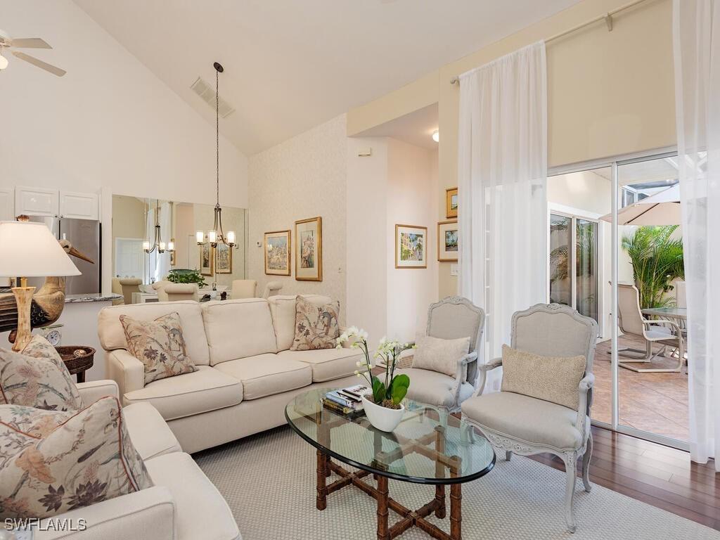 4504 Court Way #23D, Naples, FL 34109