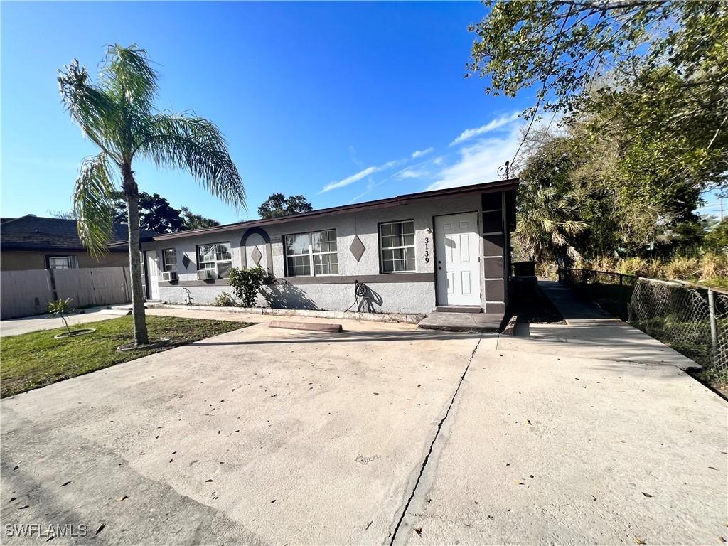 3137-3139-3139 Lincoln Blvd., Fort Myers, FL 33916