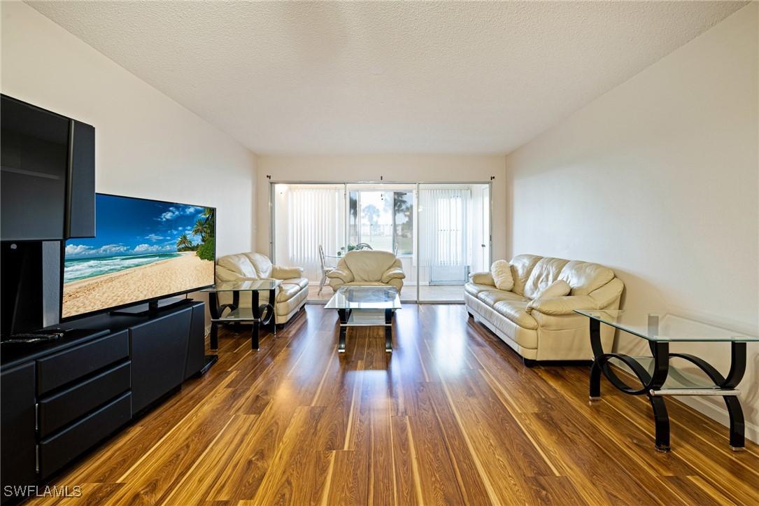 1828 Pine Valley Dr. #109, Fort Myers, FL 33907