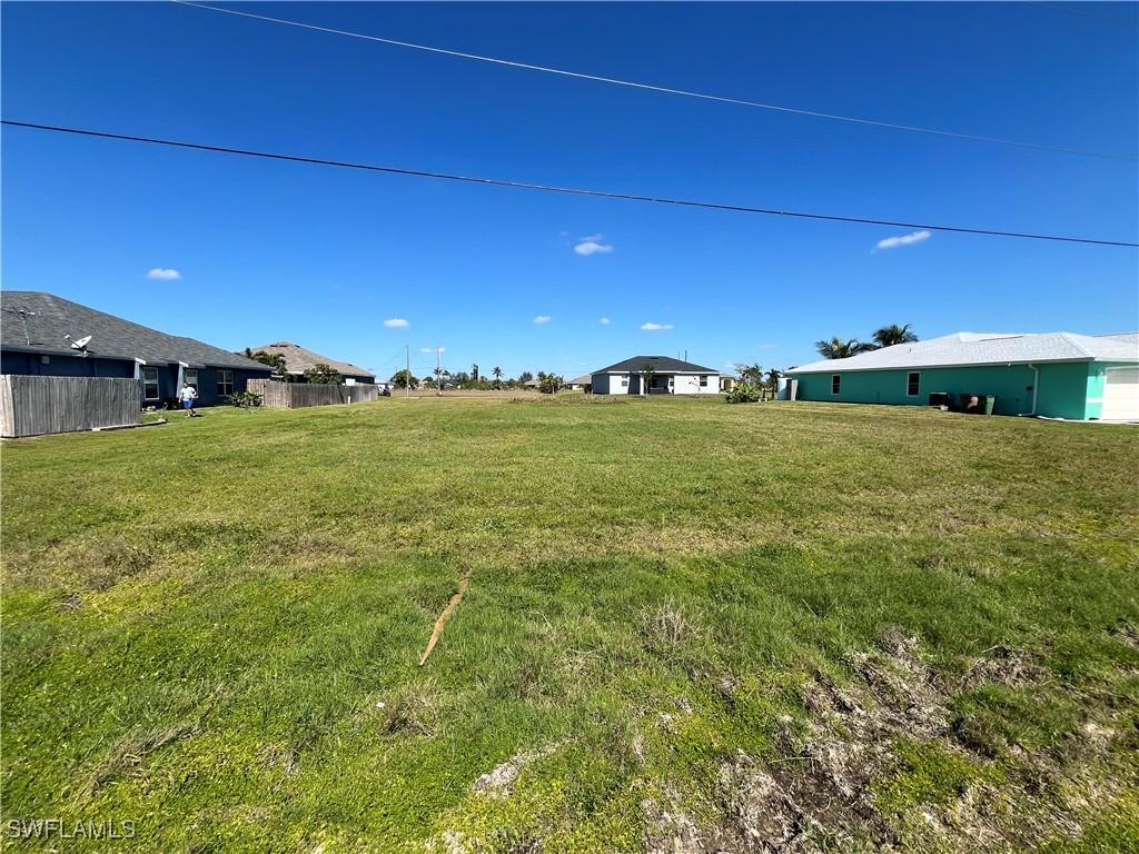 2221 NW 5th Ter., Cape Coral, FL 33993