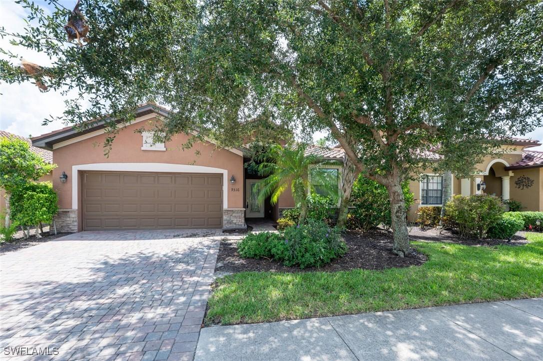 9316 River Otter Dr., Fort Myers, FL 33912