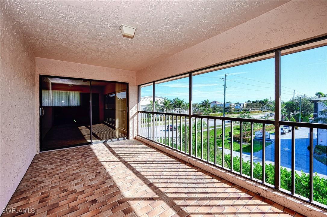 828 Wiggins Pass Rd. #11, Naples, FL 34110