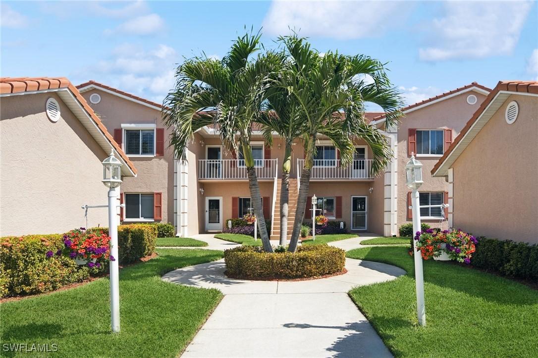 500 Saratoga Cir. #F205, Naples, FL 34104