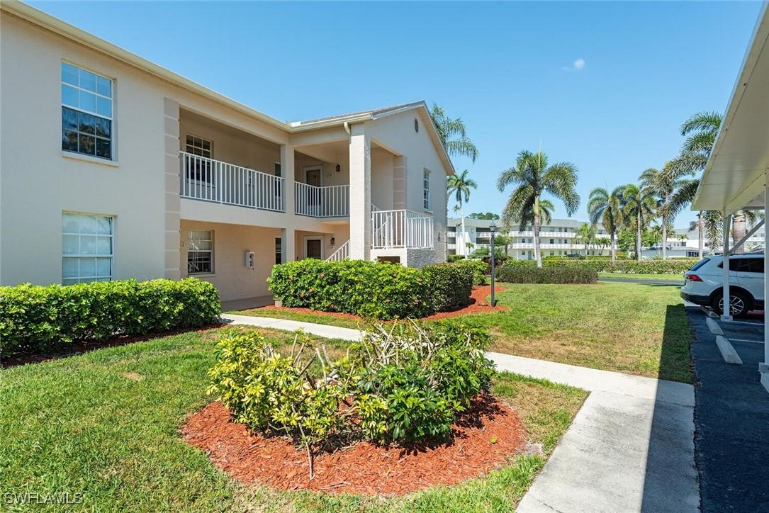 338 Bradstrom Cir. #204A, Naples, FL 34113