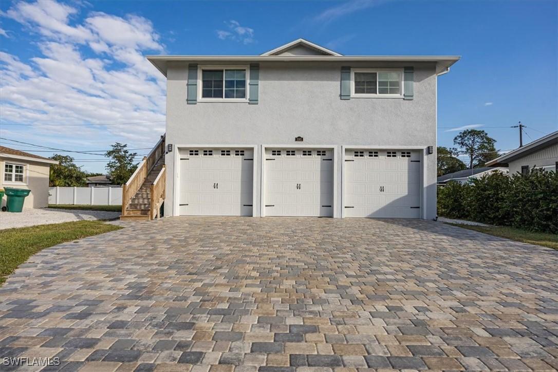 3561 Thomasson Dr., Naples, FL 34112