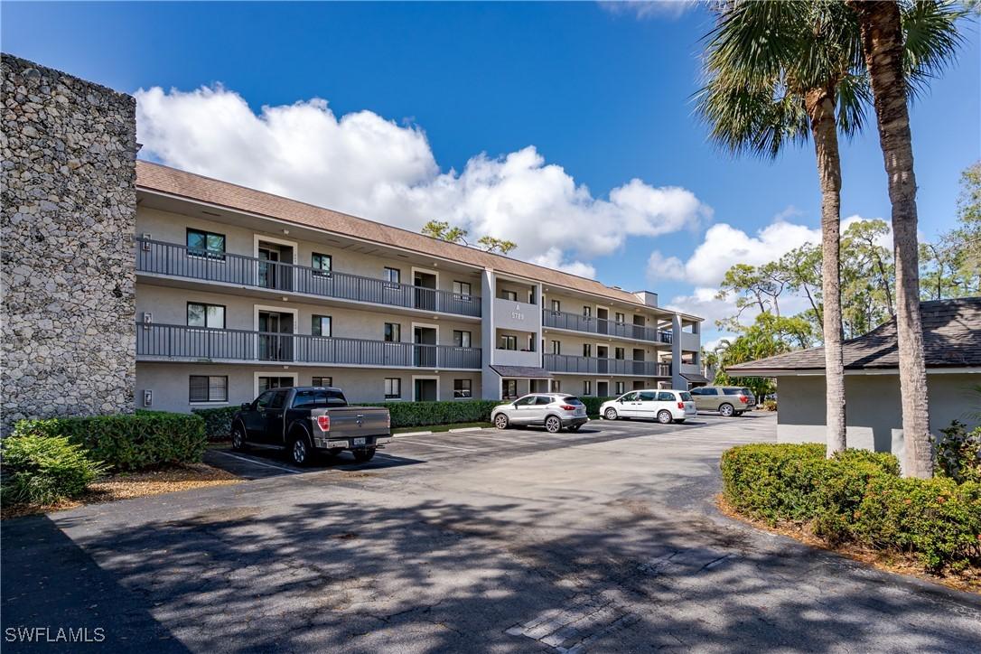 5789 Gage Ln. #203A, Naples, FL 34113