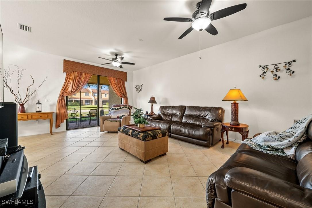 7357 Bristol Cir., Naples, FL 34120