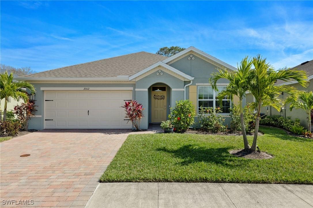 18512 Marlin Kite Ln., North Fort Myers, FL 33917