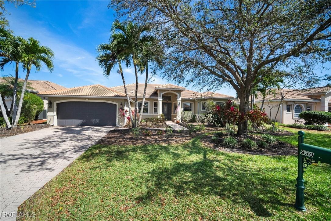 930 Tropical Bay Ct., Naples, FL 34120