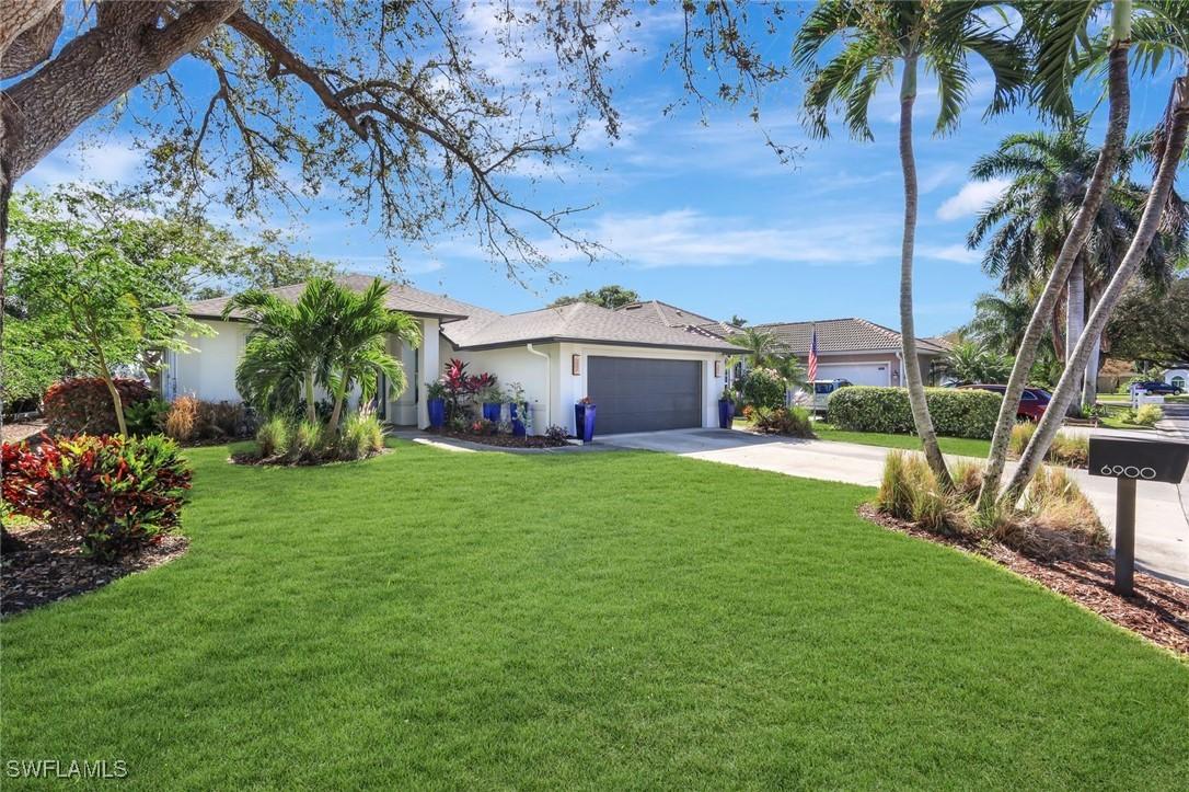 6900 Lone Oak Blvd., Naples, FL 34109