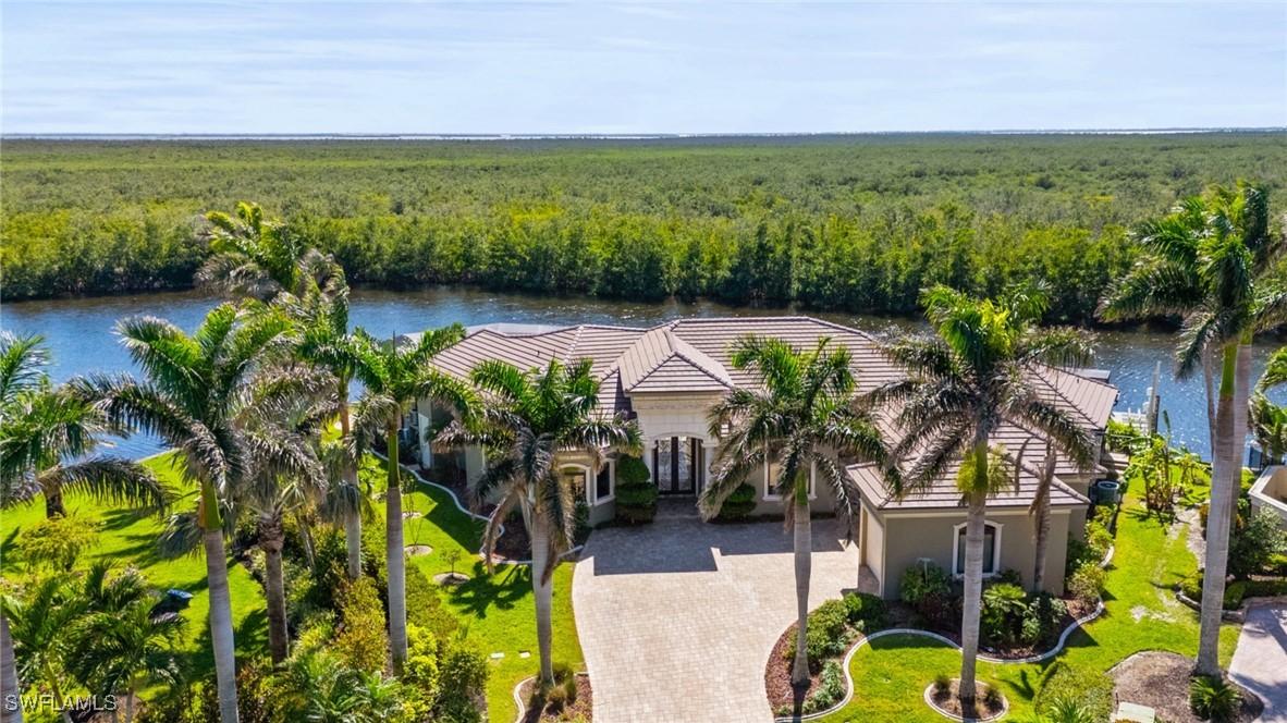 5769 Staysail Ct., Cape Coral, FL 33914